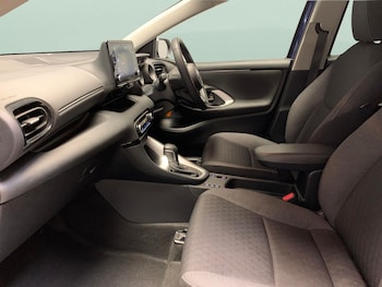 Used Toyota Yaris 2021 for sale - 75503442: Photo