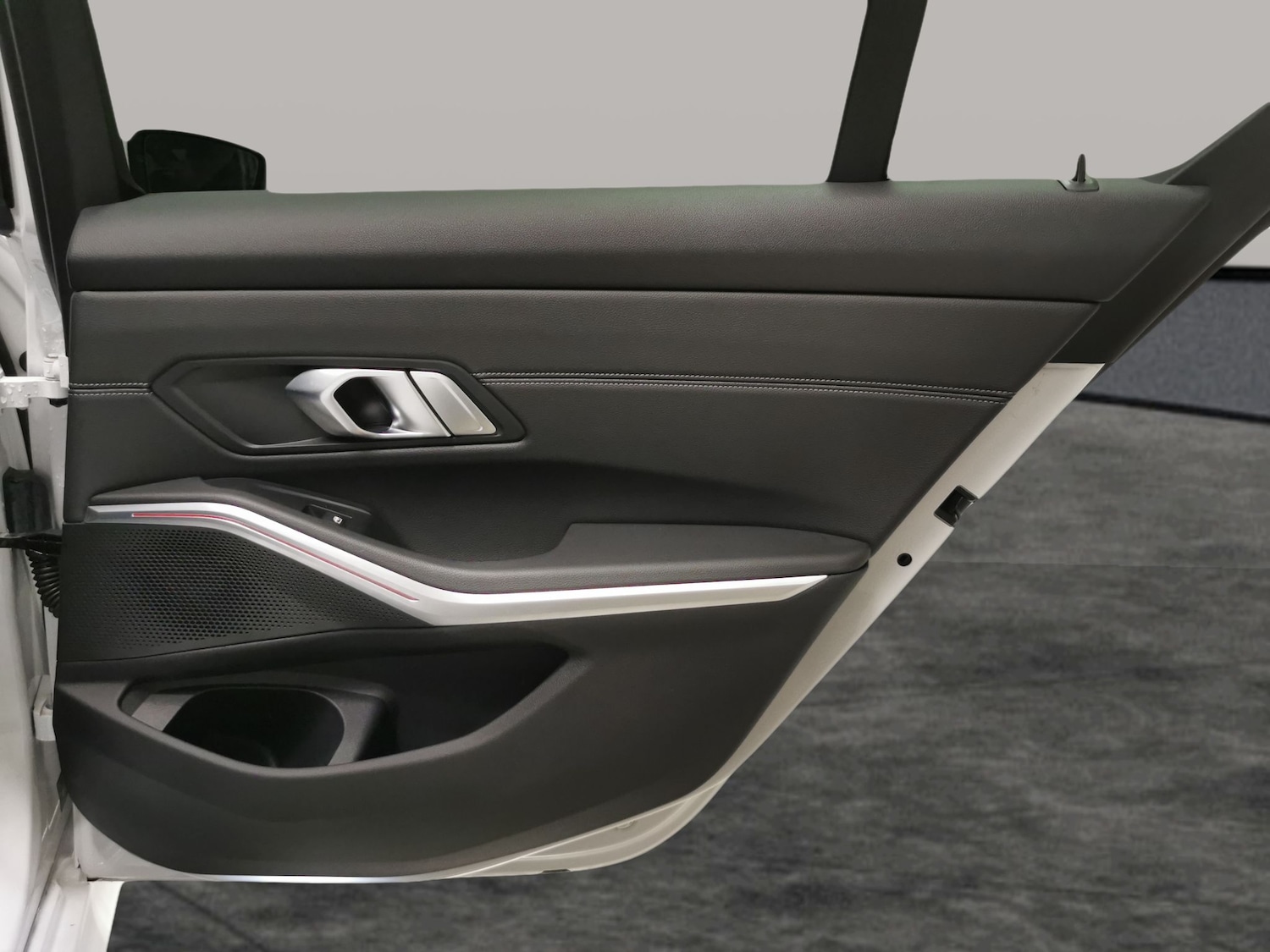 Used BMW 3 Series 2019 for sale - 76436893: Photo 38