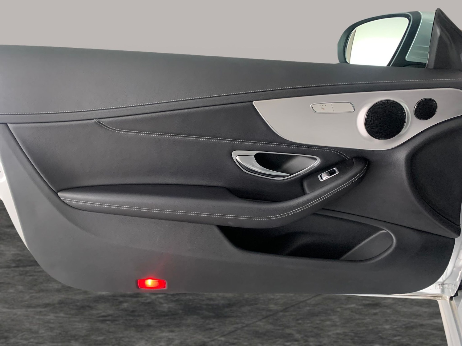 Used Mercedes-Benz C Class 2019 for sale - 76958280: Photo 32