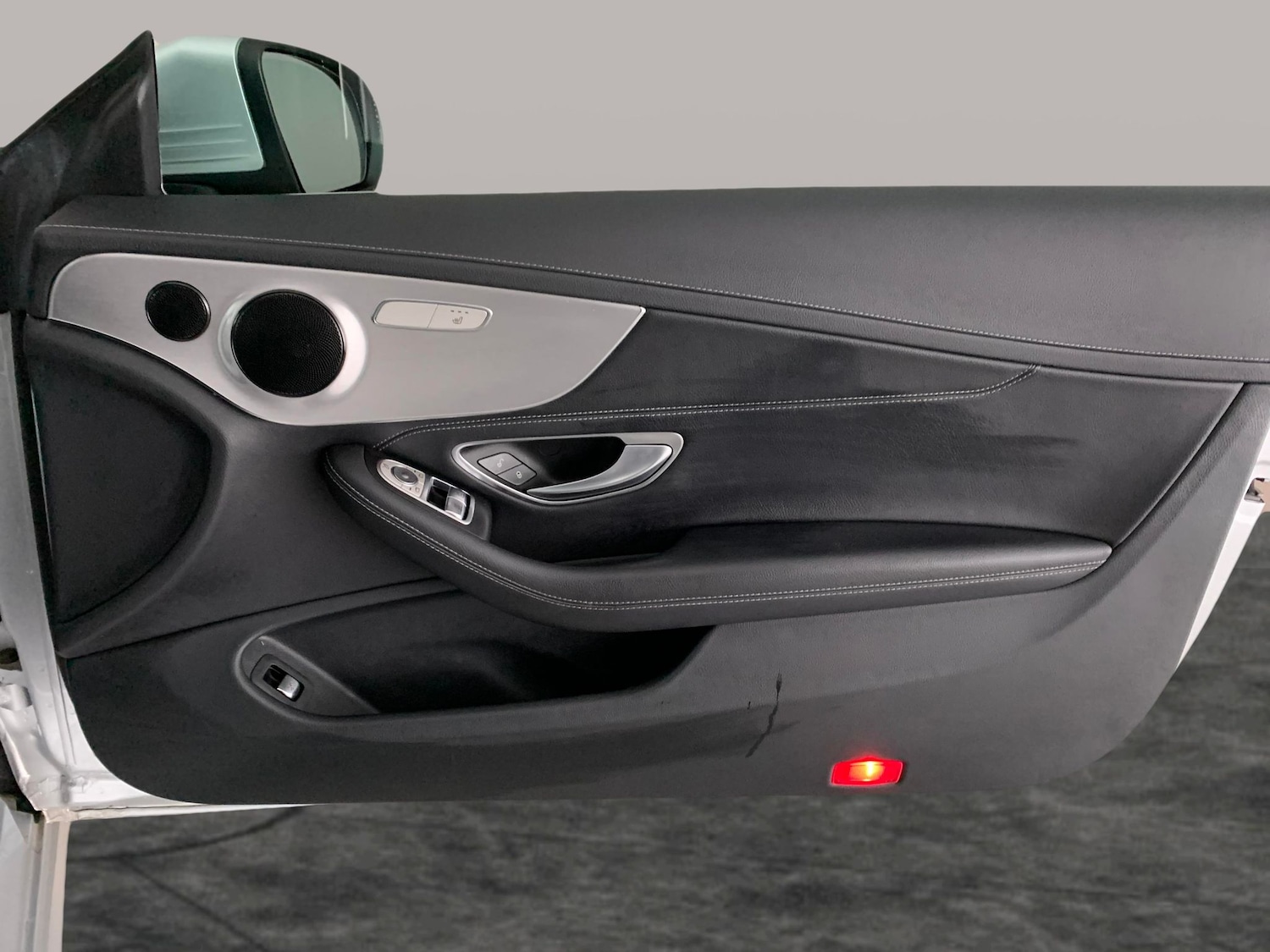 Used Mercedes-Benz C Class 2019 for sale - 76958280: Photo 33