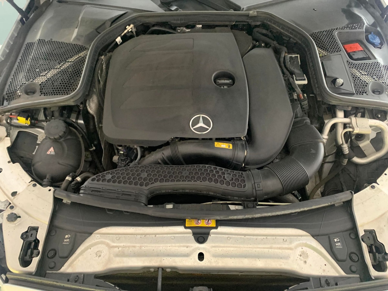 Used Mercedes-Benz C Class 2019 for sale - 76958280: Photo 35