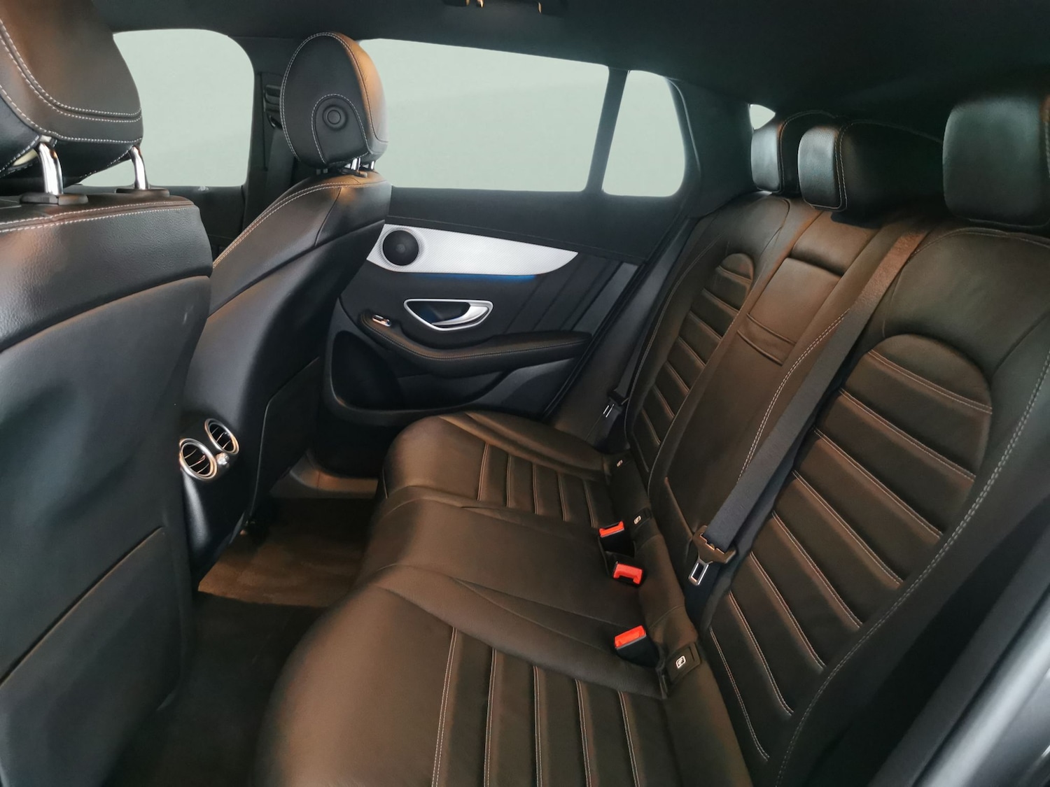 Used Mercedes-Benz EQC 2022 for sale - 76704046: Photo 30