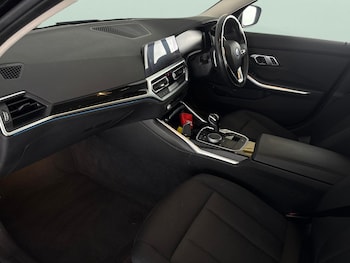 Used BMW 3 Series 2021 for sale - 77068172: Photo