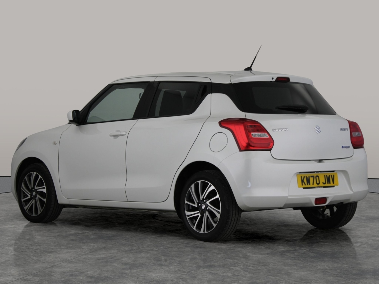 Used Suzuki Swift 2020 for sale - 76147144: Photo 10