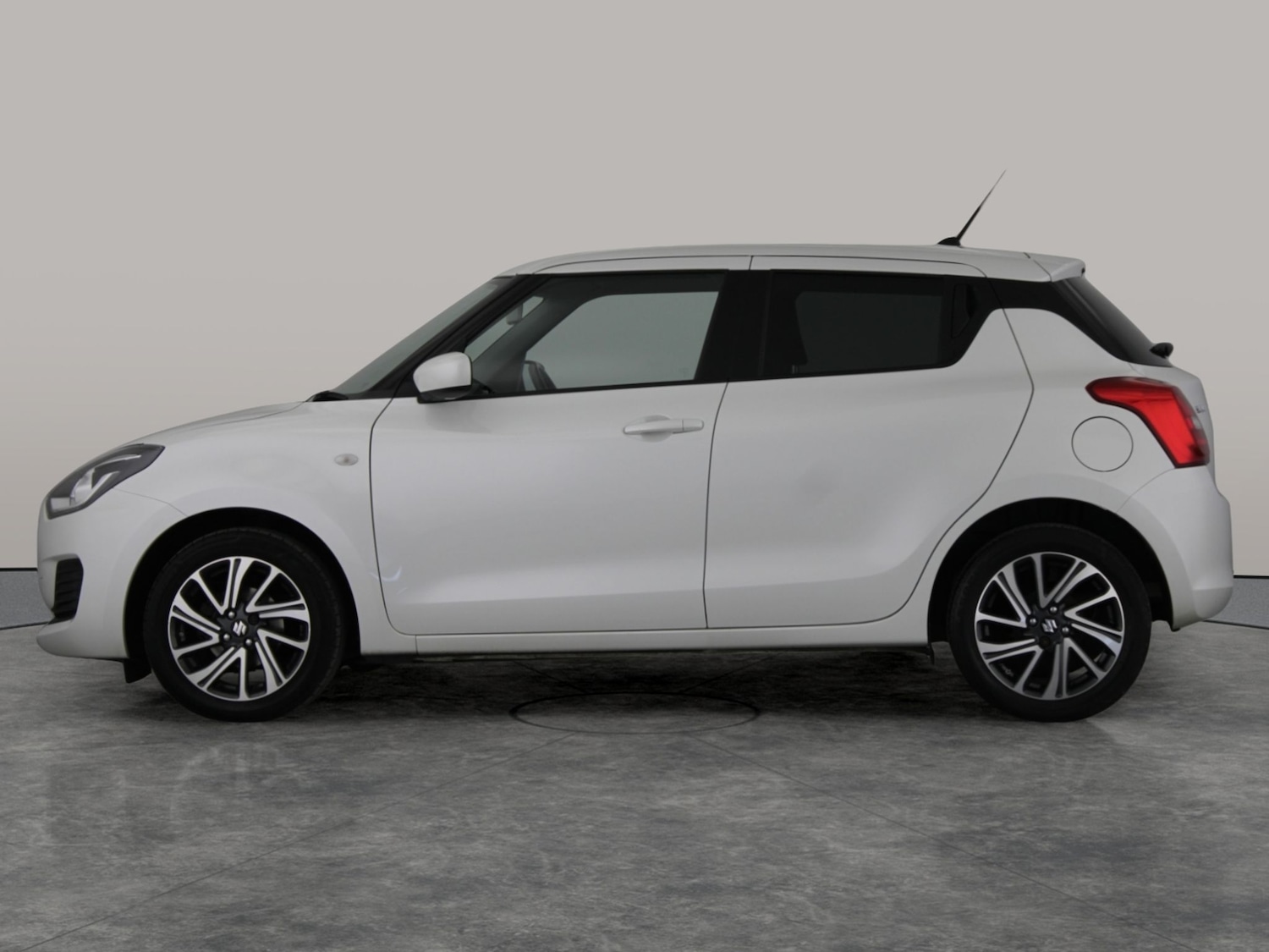 Used Suzuki Swift 2020 for sale - 76147144: Photo 11