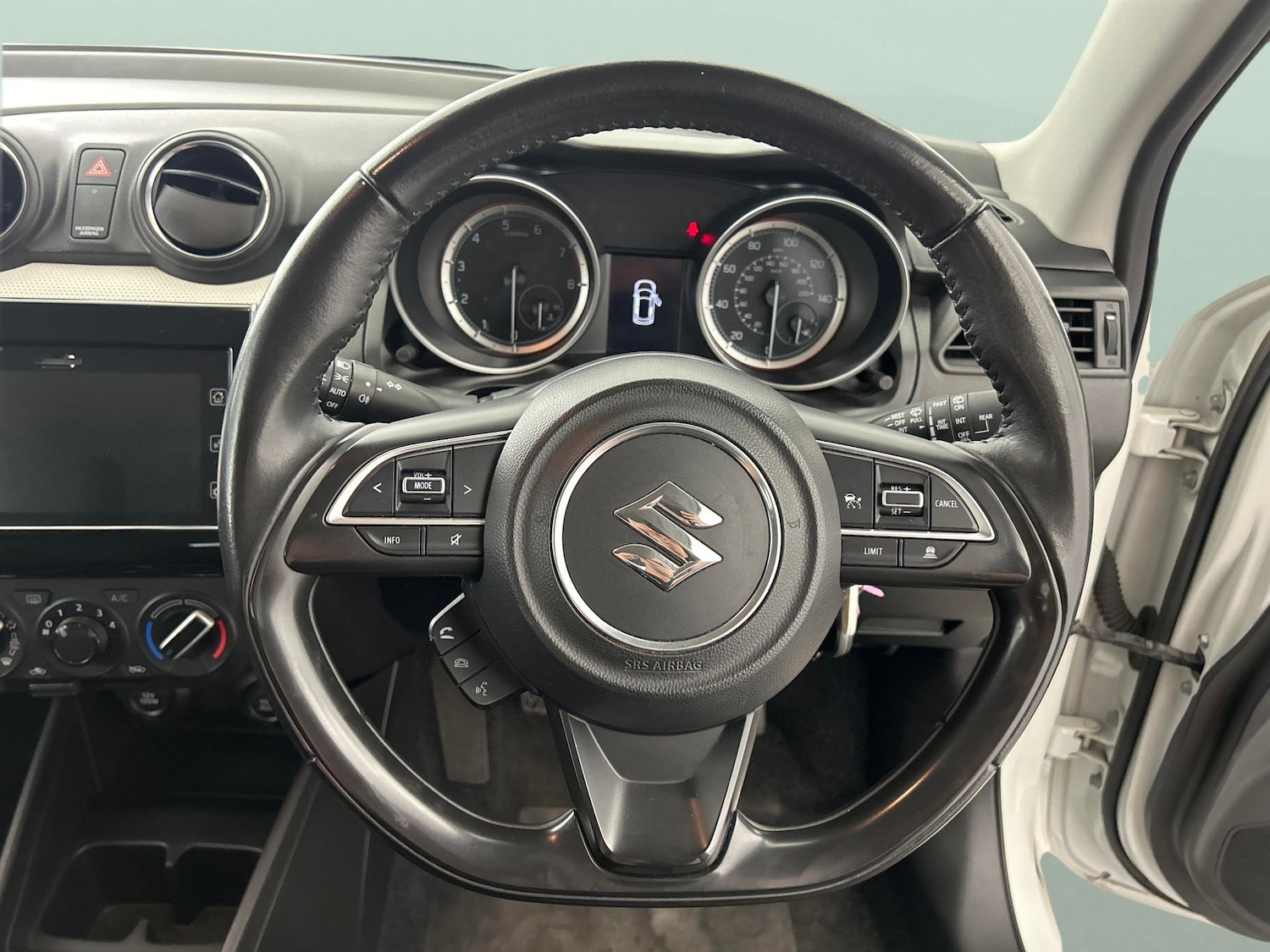 Used Suzuki Swift 2020 for sale - 76147144: Photo 17