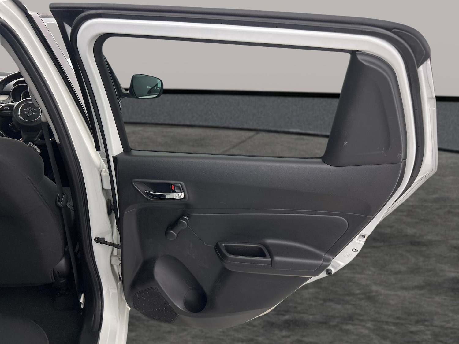 Used Suzuki Swift 2020 for sale - 76147144: Photo 27