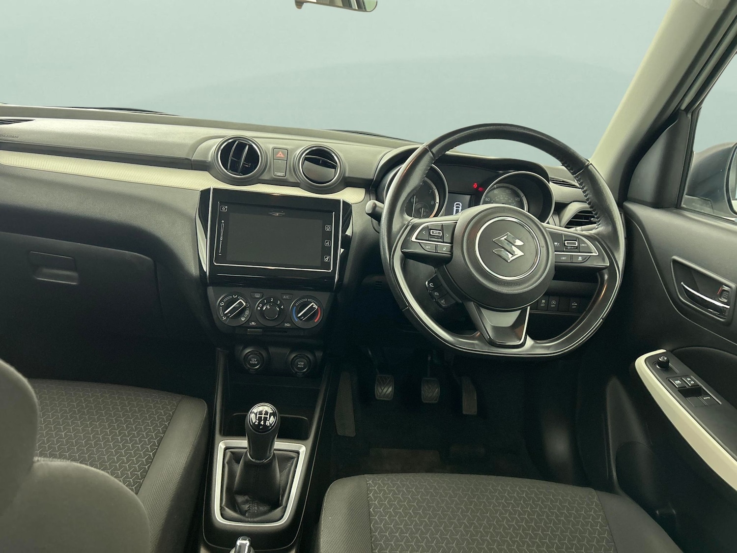 Used Suzuki Swift 2020 for sale - 76147144: Photo 30