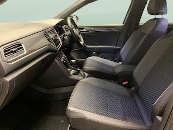 Used Volkswagen T-Roc undefined for sale - 77239736: Photo