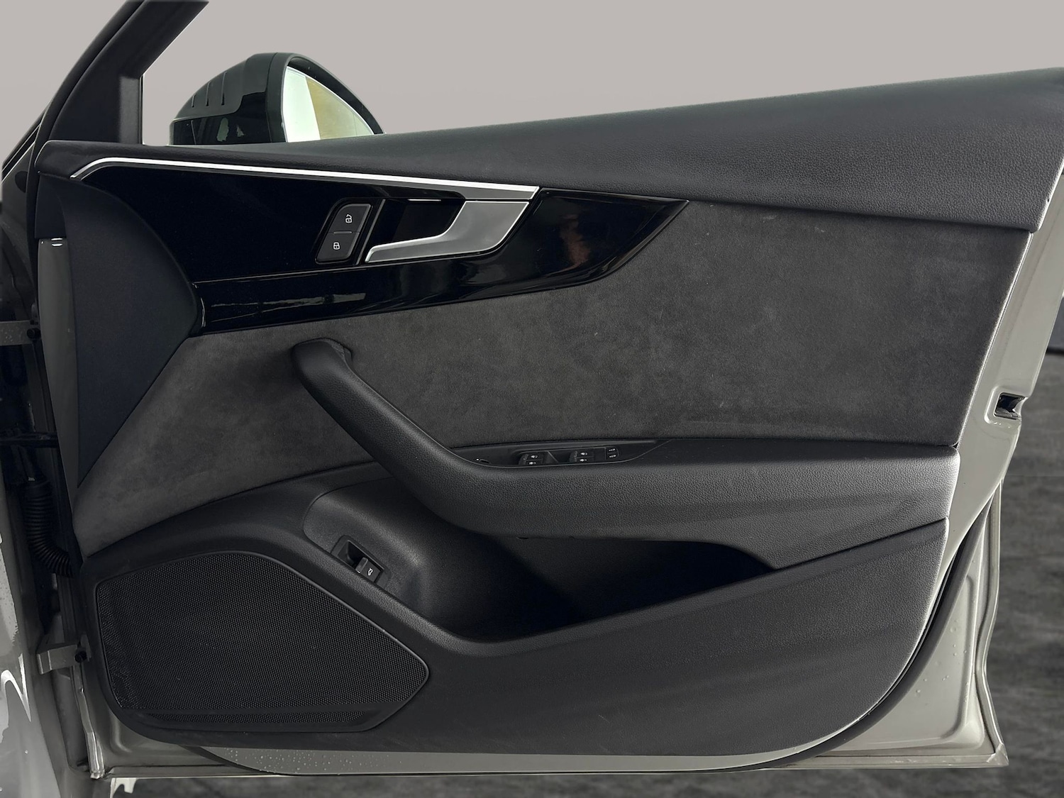 Used Audi A4 2020 for sale - 76931965: Photo 36