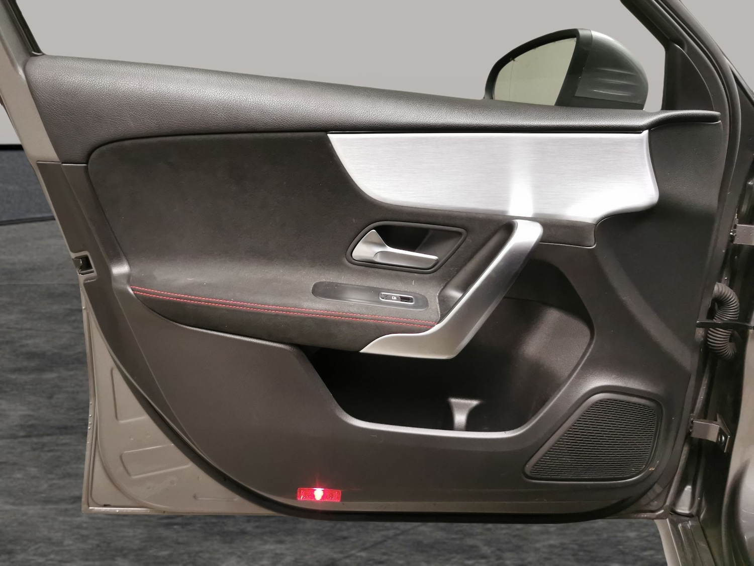 Used Mercedes-Benz A-Class 2018 for sale - 76542630: Photo 25