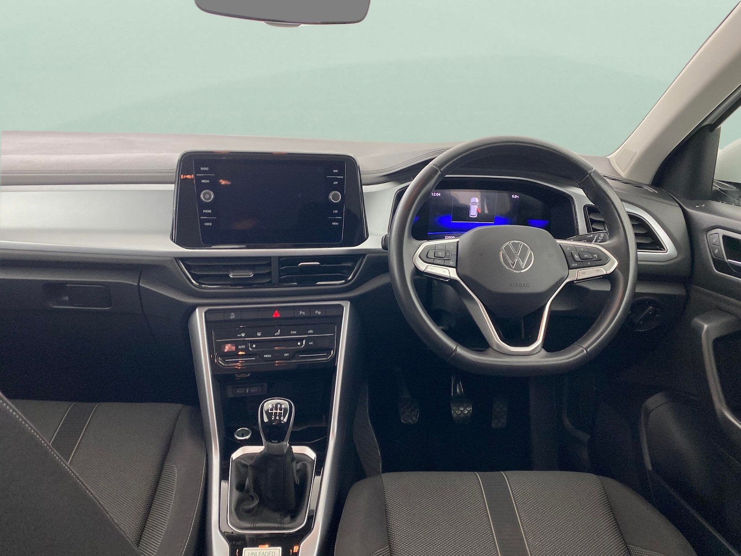 Used Volkswagen T-Roc 2023 for sale - 76599742: Photo 4