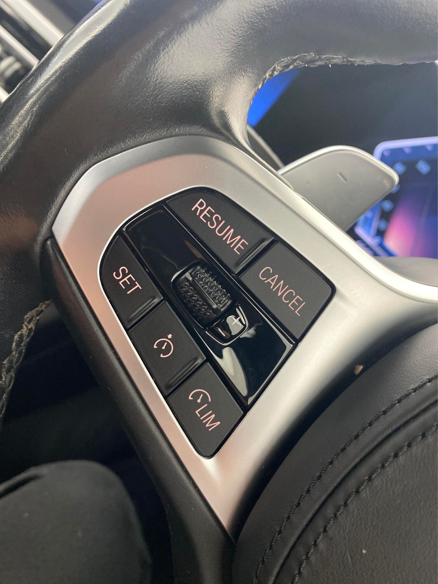 Used BMW 3 Series 2023 for sale - 76353448: Photo 24