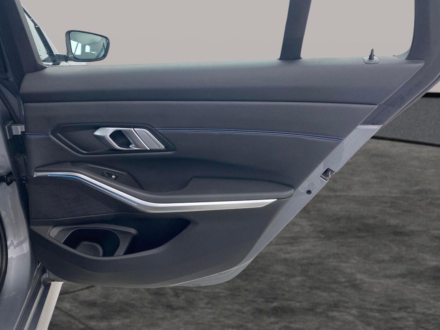 Used BMW 3 Series 2023 for sale - 76353448: Photo 37