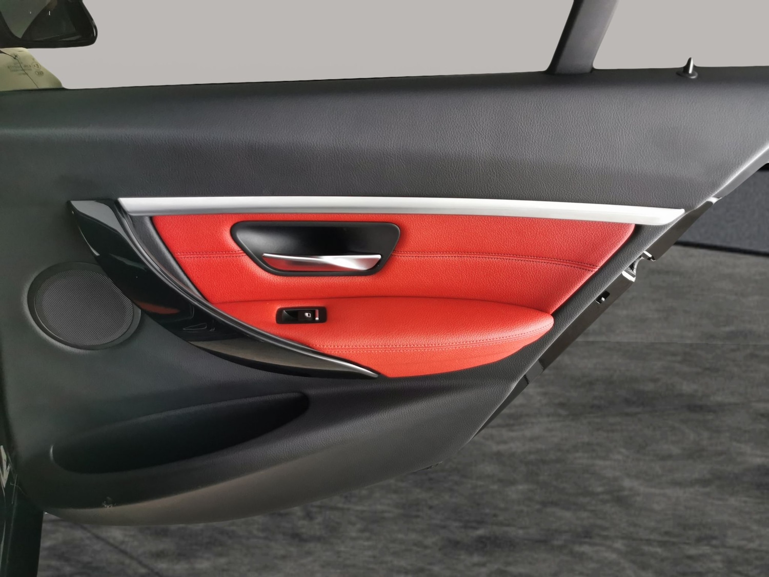 Used BMW 3 Series 2017 for sale - 76663539: Photo 25