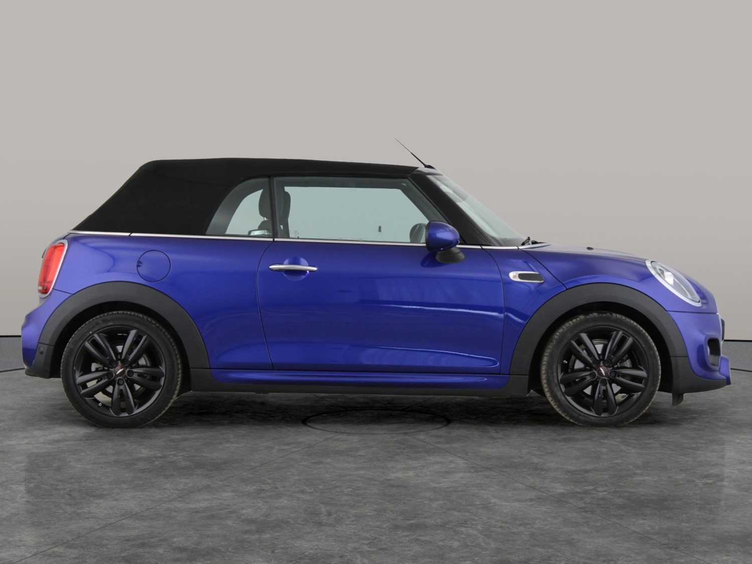 Used MINI Convertible 2019 for sale - 77981278: Photo 9