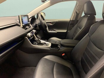 Used Toyota RAV4 2022 for sale - 76796945: Photo