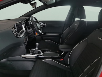 Used Kia Ceed 2025 for sale - 77604999: Photo