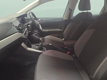 Used Volkswagen Polo 2023 for sale - 79437234: Photo