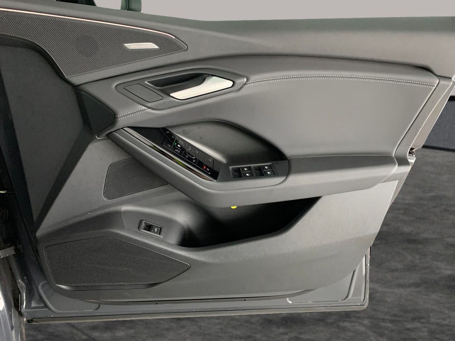 Used Audi Q6 e-tron 2025 for sale - 76782093: Photo 33