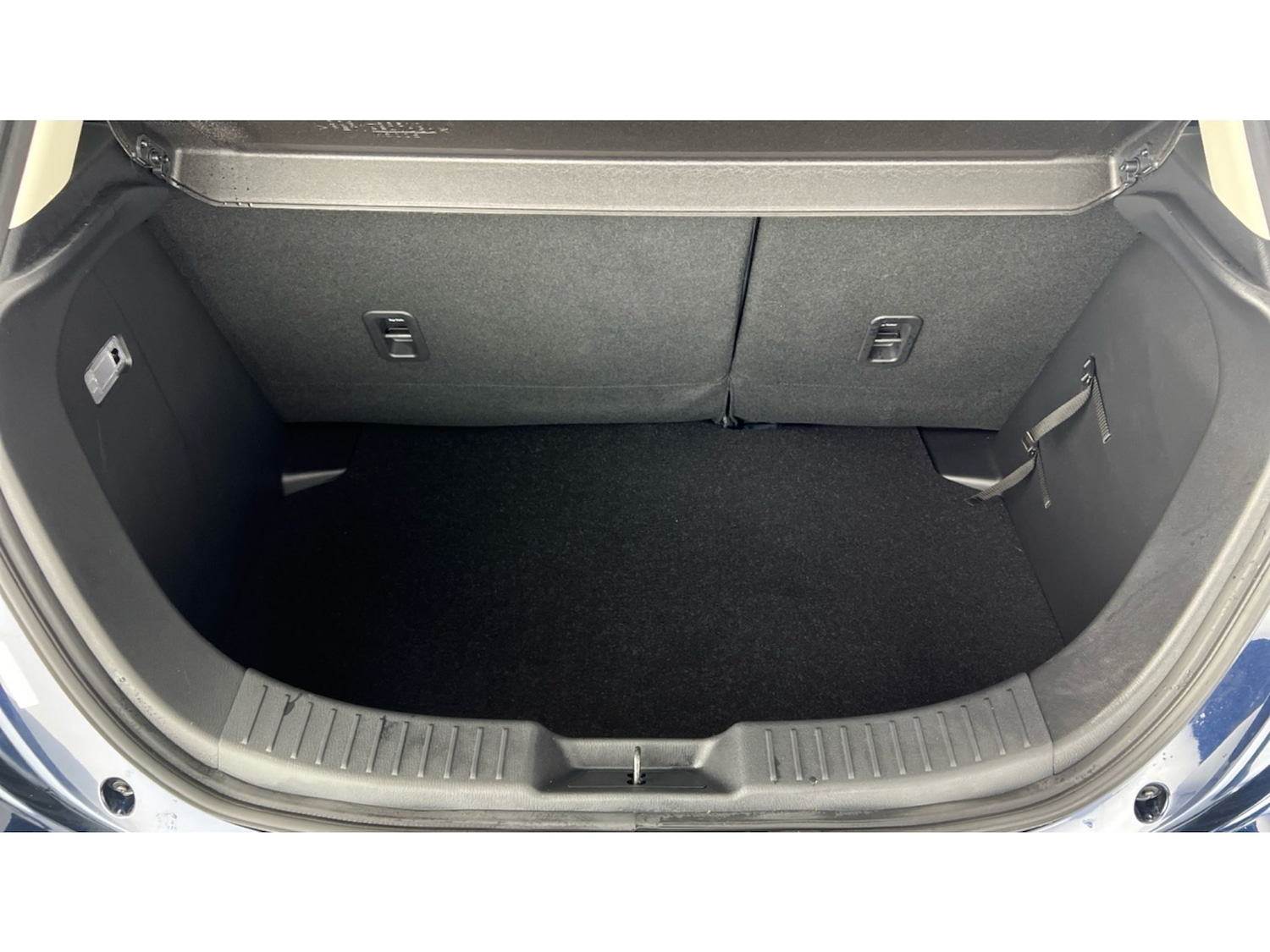 Used Mazda Mazda2 2022 for sale - 77316223: Photo 18