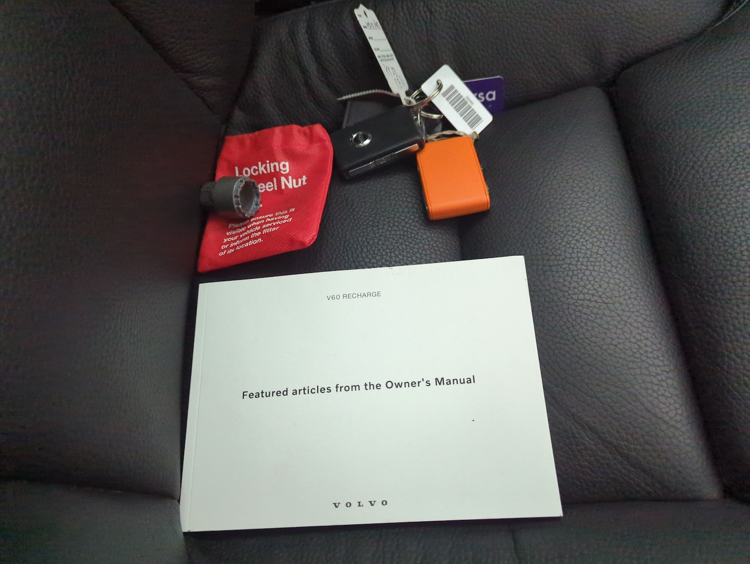 Used Volvo V60 2023 for sale - 77272047: Photo 36