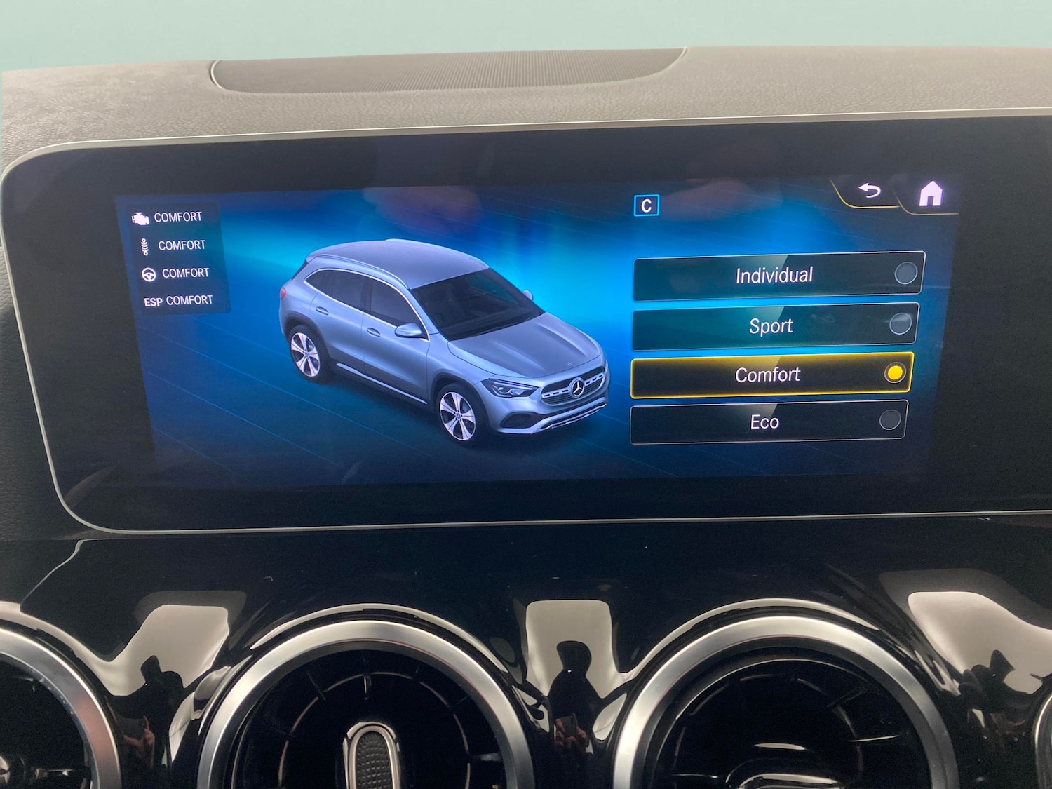 Used Mercedes-Benz GLA 2020 for sale - 77138092: Photo 15