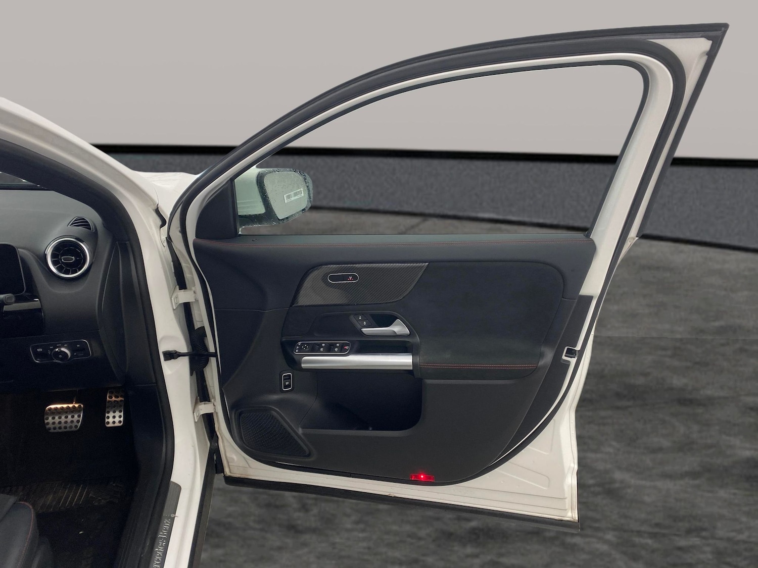 Used Mercedes-Benz GLA 2020 for sale - 77138092: Photo 28