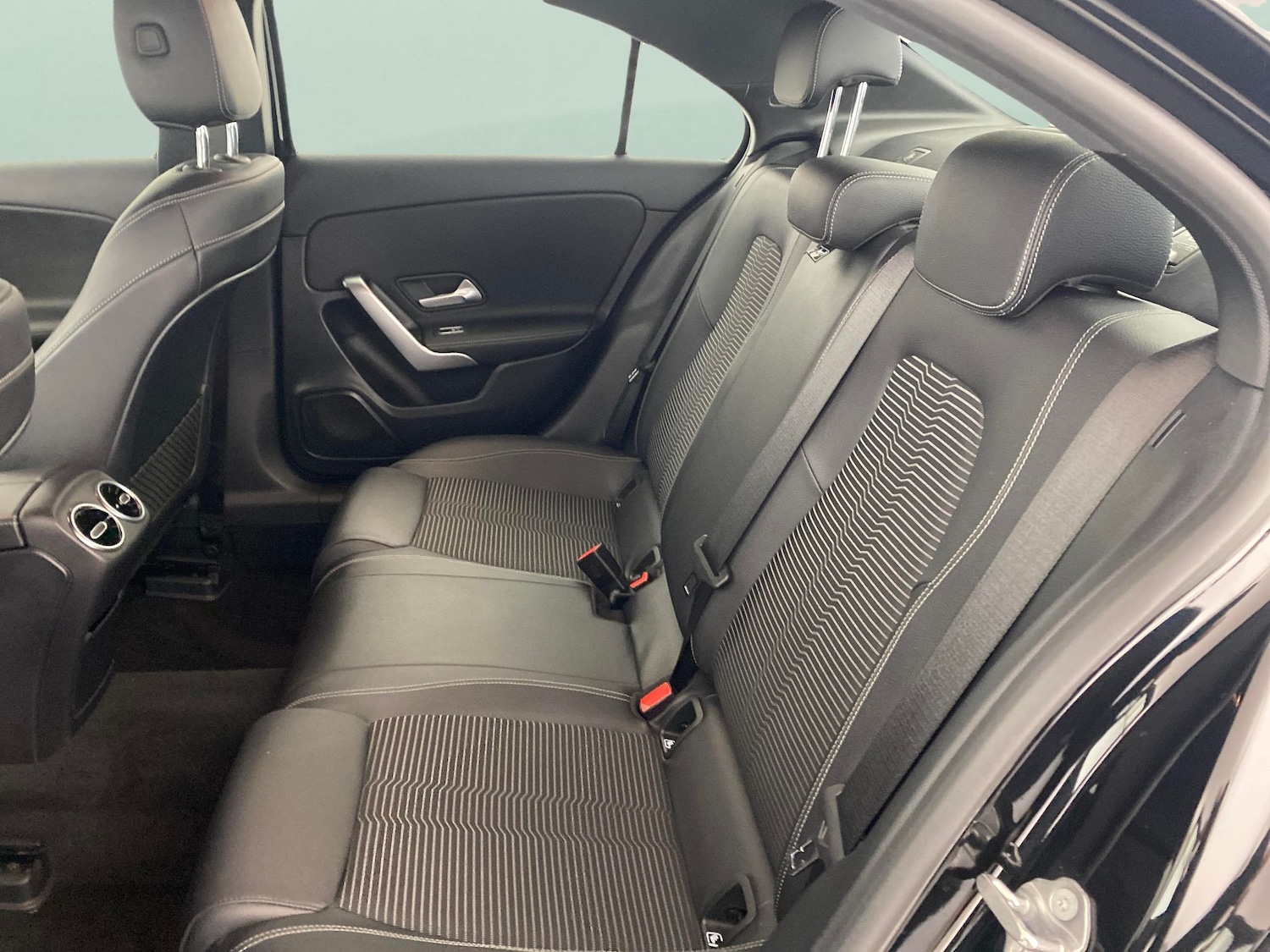 Used Mercedes-Benz A-Class 2019 for sale - 76526632: Photo 27