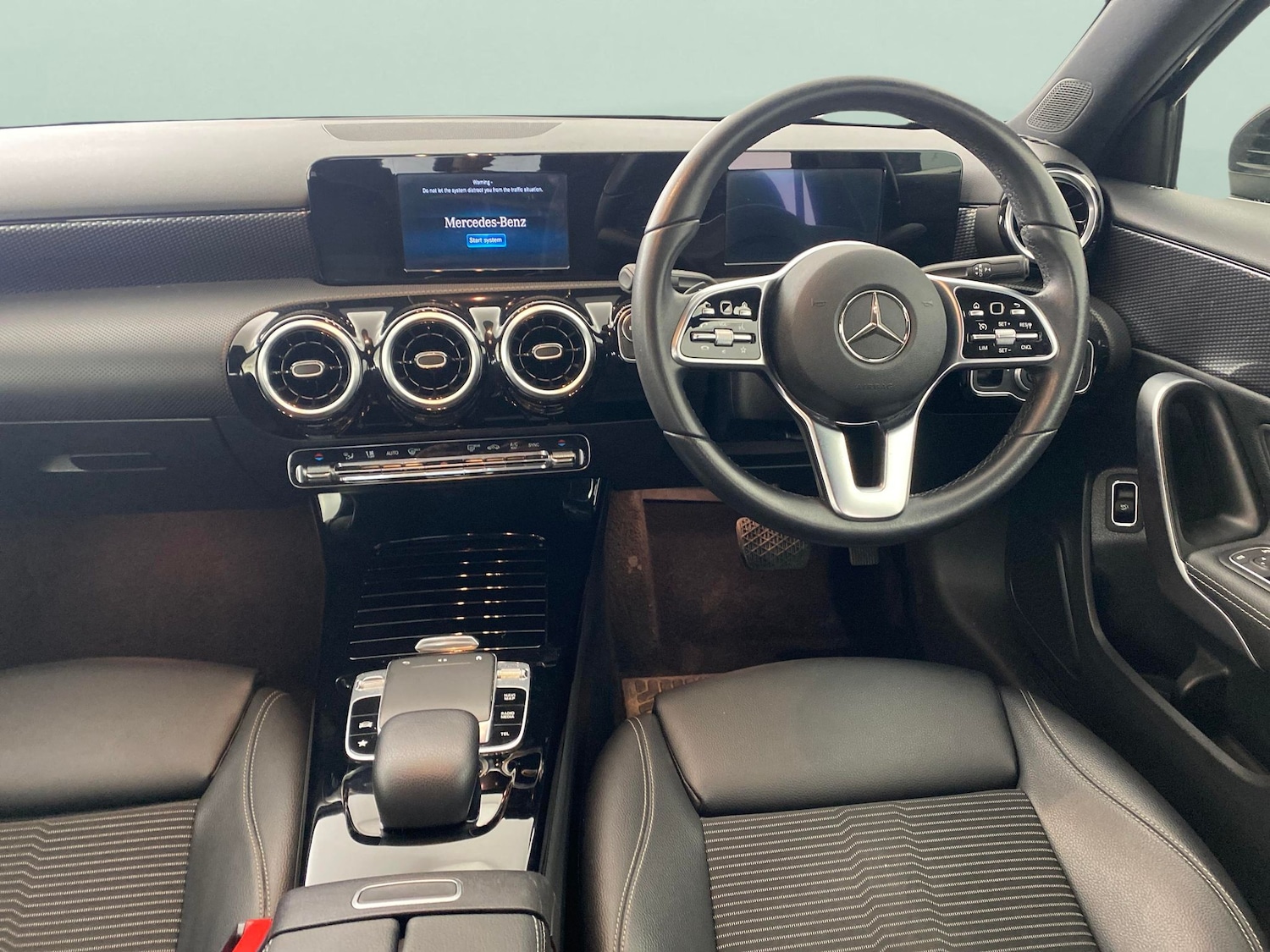 Used Mercedes-Benz A-Class 2019 for sale - 76526632: Photo 4