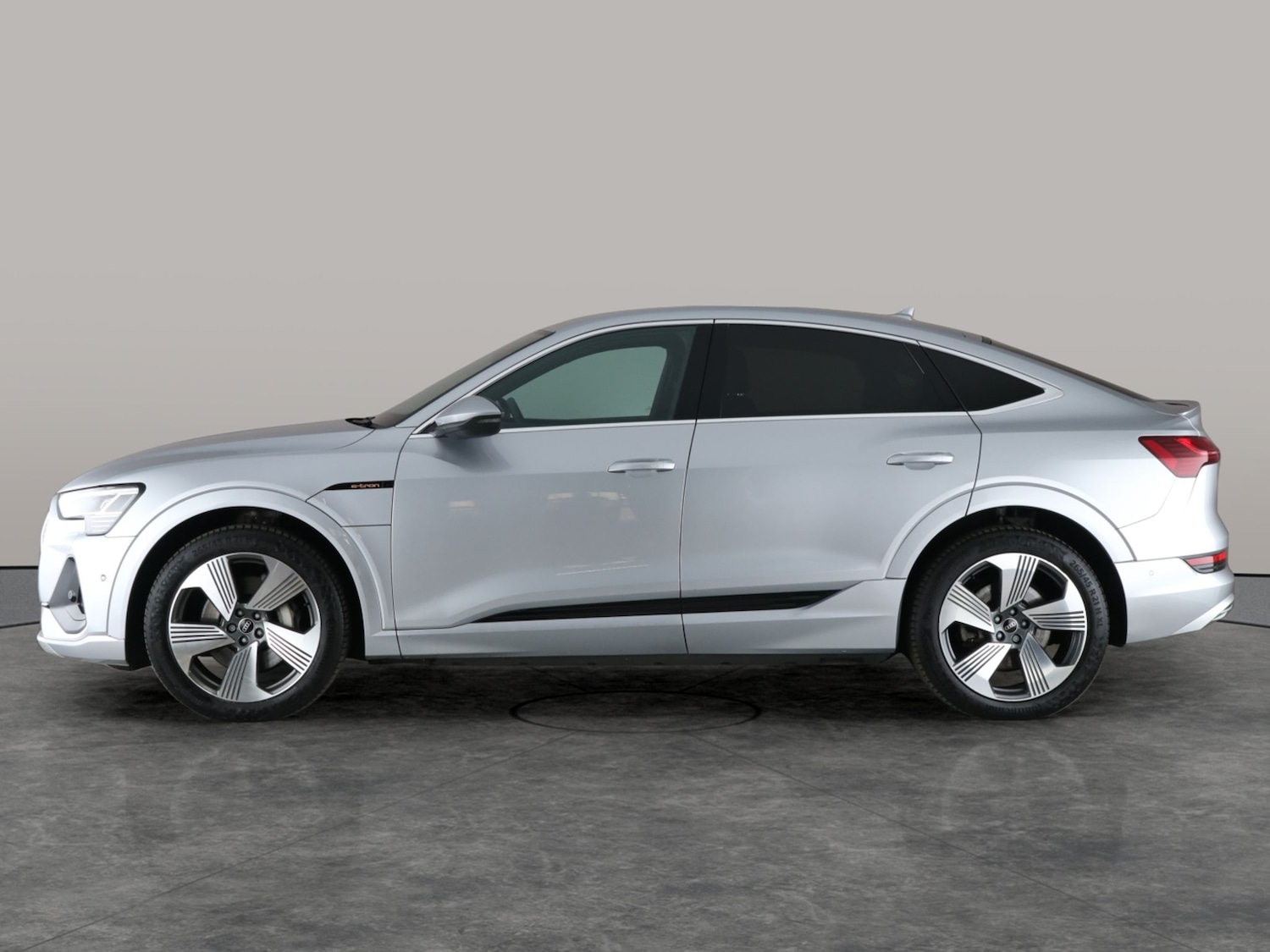Used Audi e-tron 2022 for sale - 76362415: Photo 19