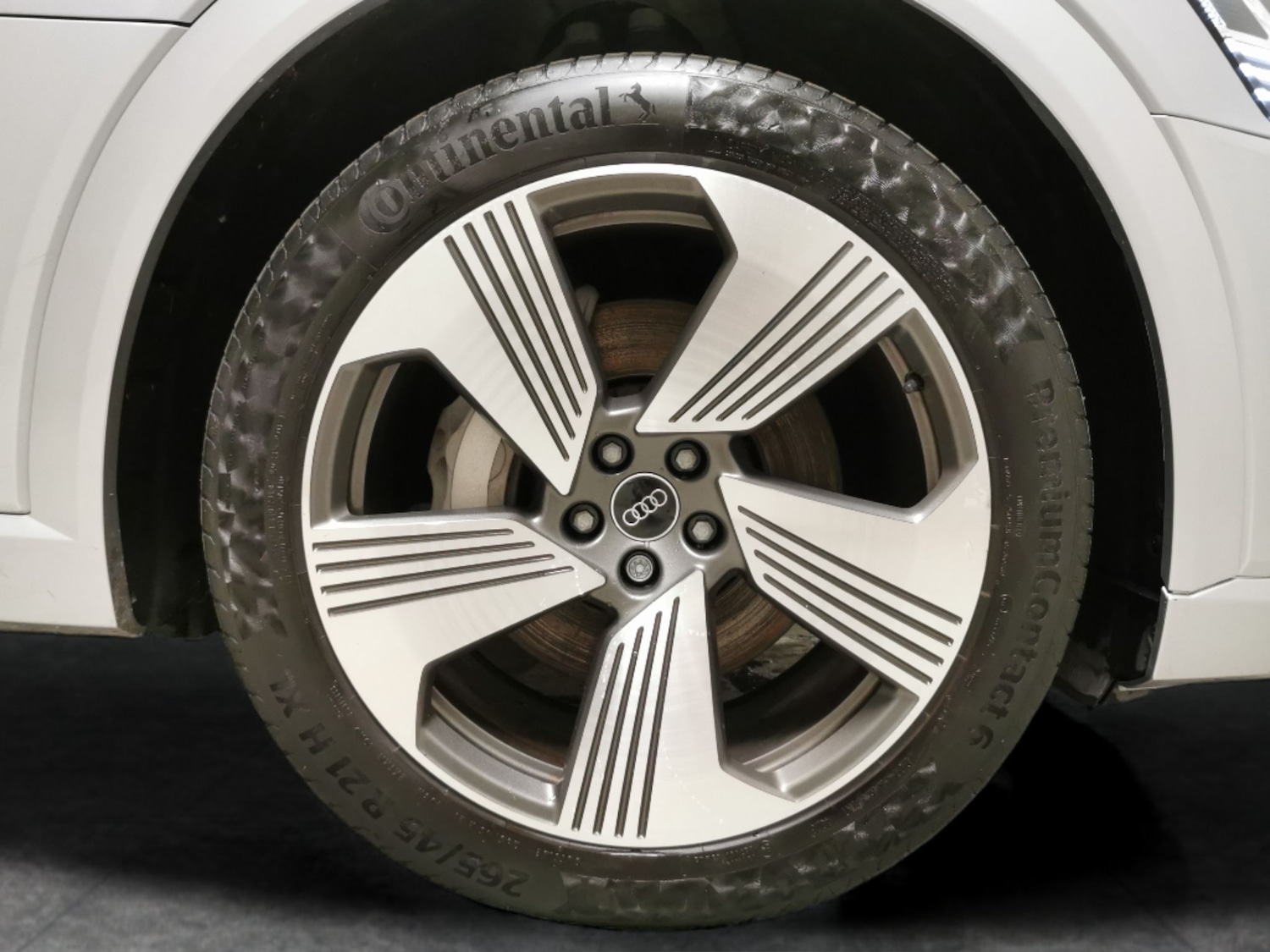 Used Audi e-tron 2022 for sale - 76362415: Photo 33