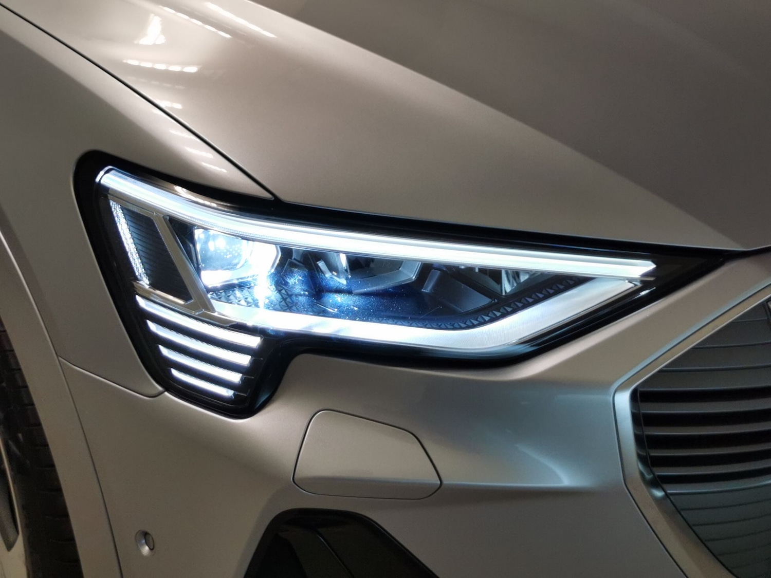 Used Audi e-tron 2022 for sale - 76362415: Photo 8