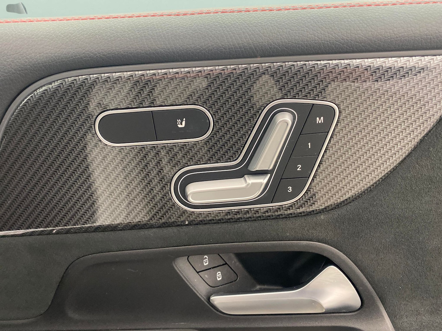 Used Mercedes-Benz GLB 2021 for sale - 76682198: Photo 14