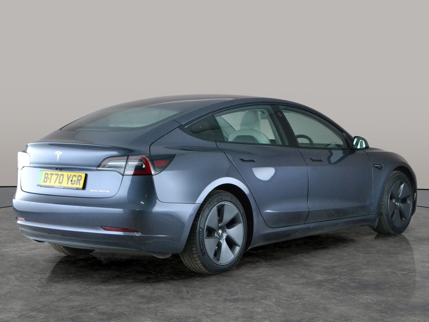 Used Tesla Model 3 2020 for sale - 77730700: Photo 12