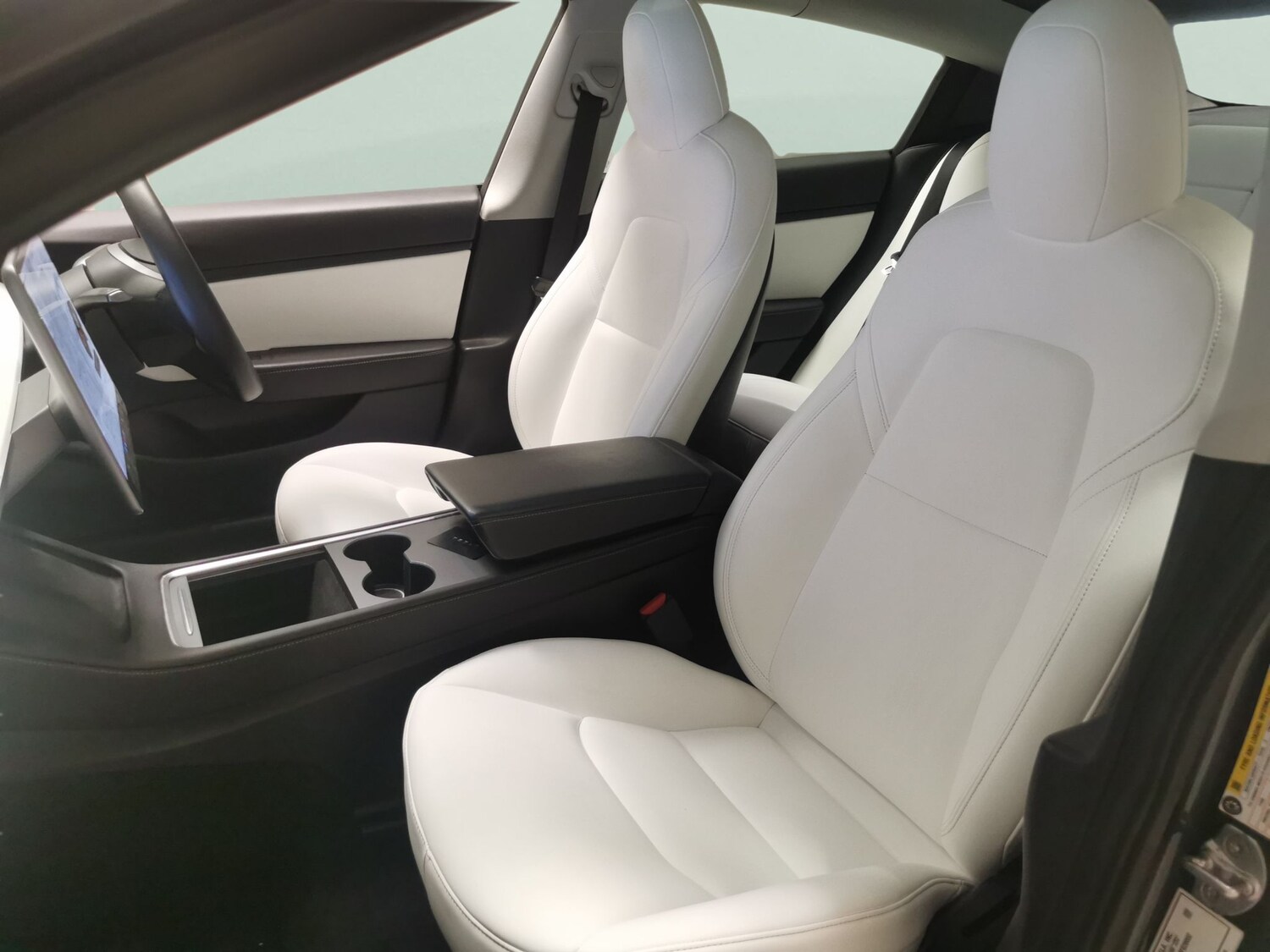 Used Tesla Model 3 2020 for sale - 77730700: Photo 7