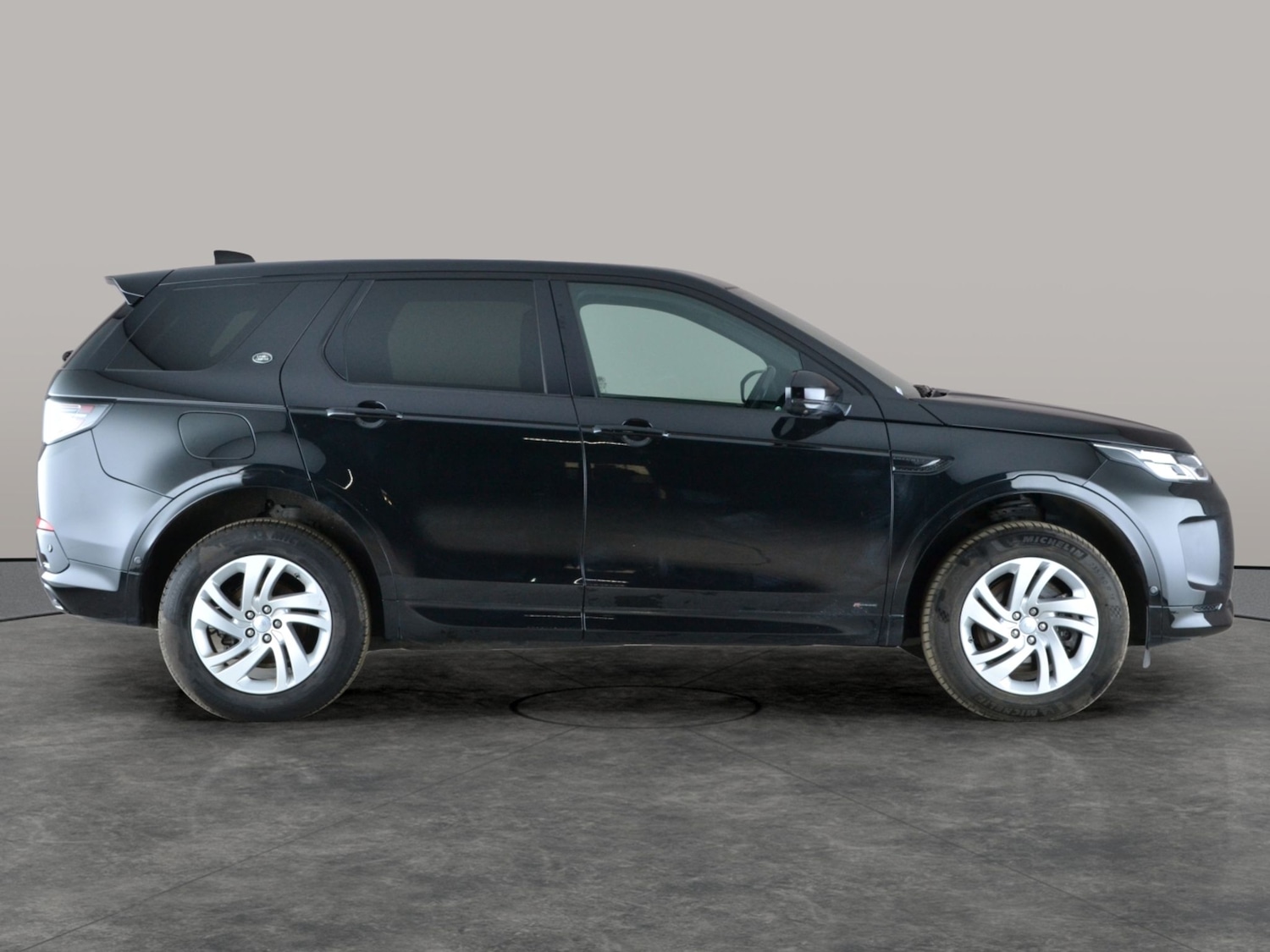 Used Land Rover Discovery Sport 2021 for sale - 77219127: Photo 9
