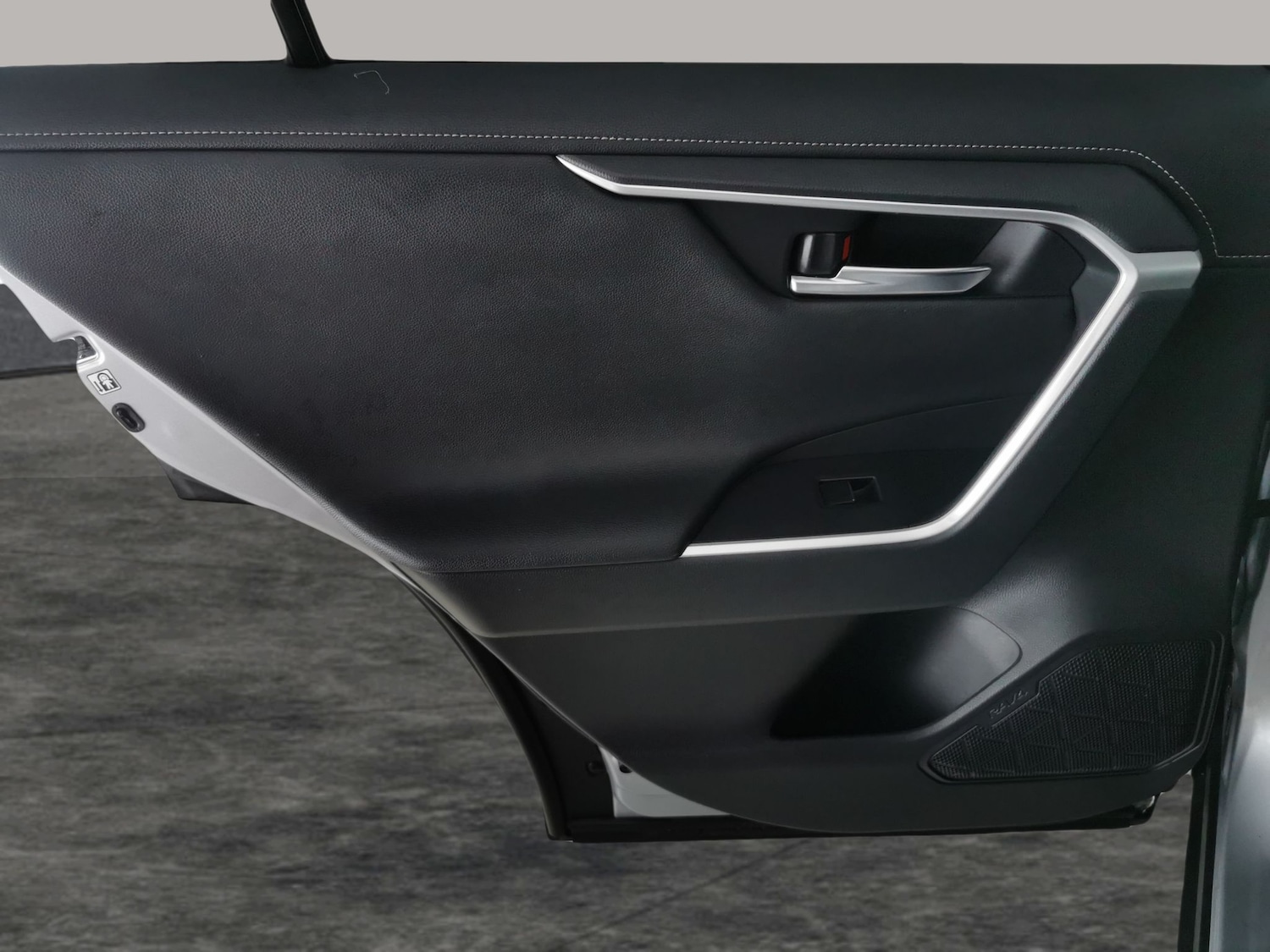 Used Toyota RAV4 2019 for sale - 77043326: Photo 28