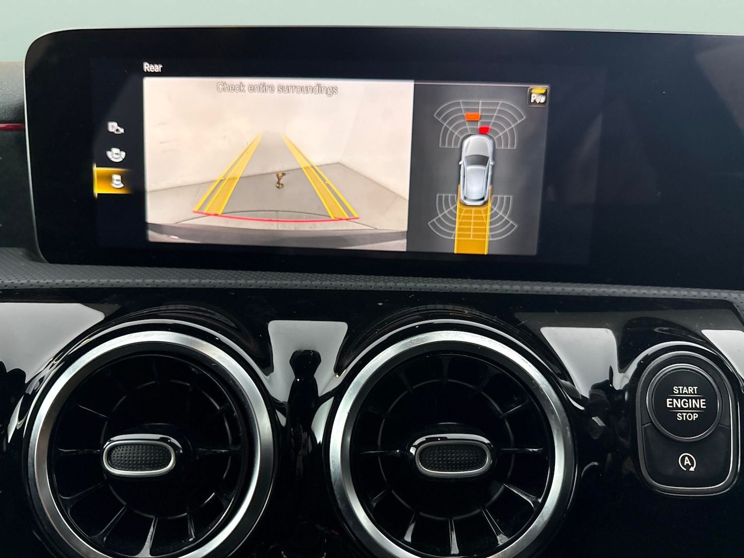 Used Mercedes-Benz A-Class 2020 for sale - 77568130: Photo 5