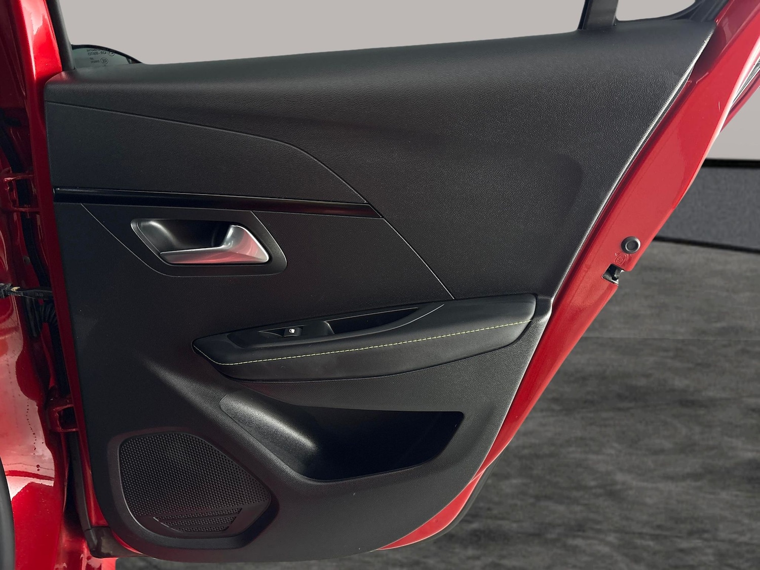 Used Peugeot E-208 for sale - 76736244: Photo 35