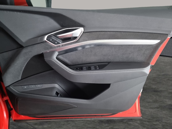Used Audi e-tron 2022 for sale - 76207267: Photo 42