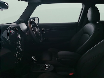 Used MINI Hatch 2022 for sale - 77404339: Photo