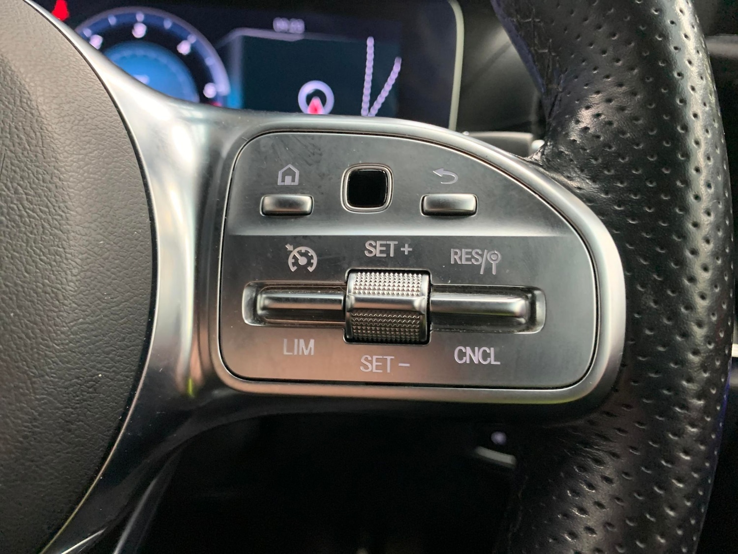 Used Mercedes-Benz E Class 2019 for sale - 77298063: Photo 23