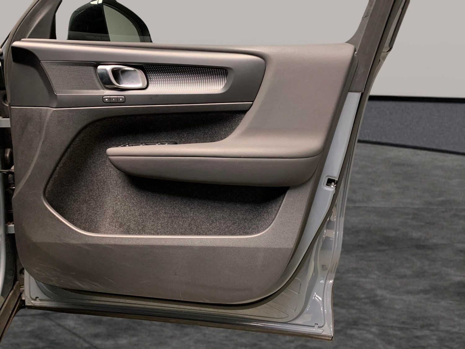 Used Volvo XC40 2022 for sale - 76704032: Photo 28