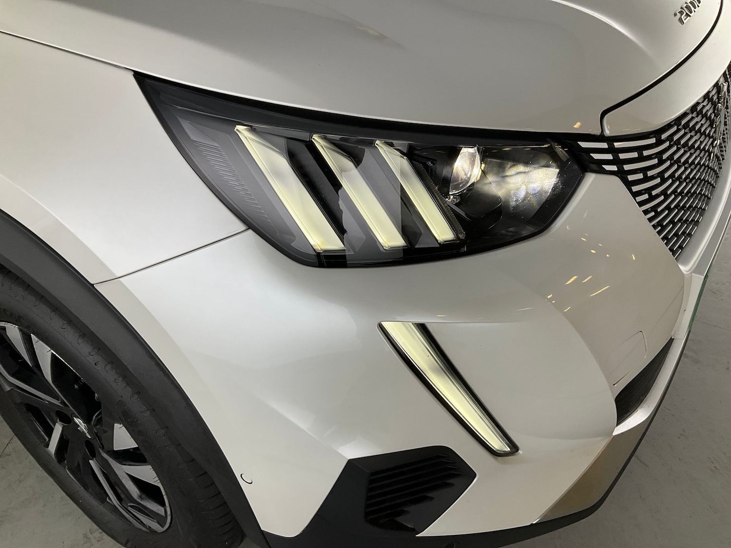 Used Peugeot 2008 2023 for sale - 76738468: Photo 15