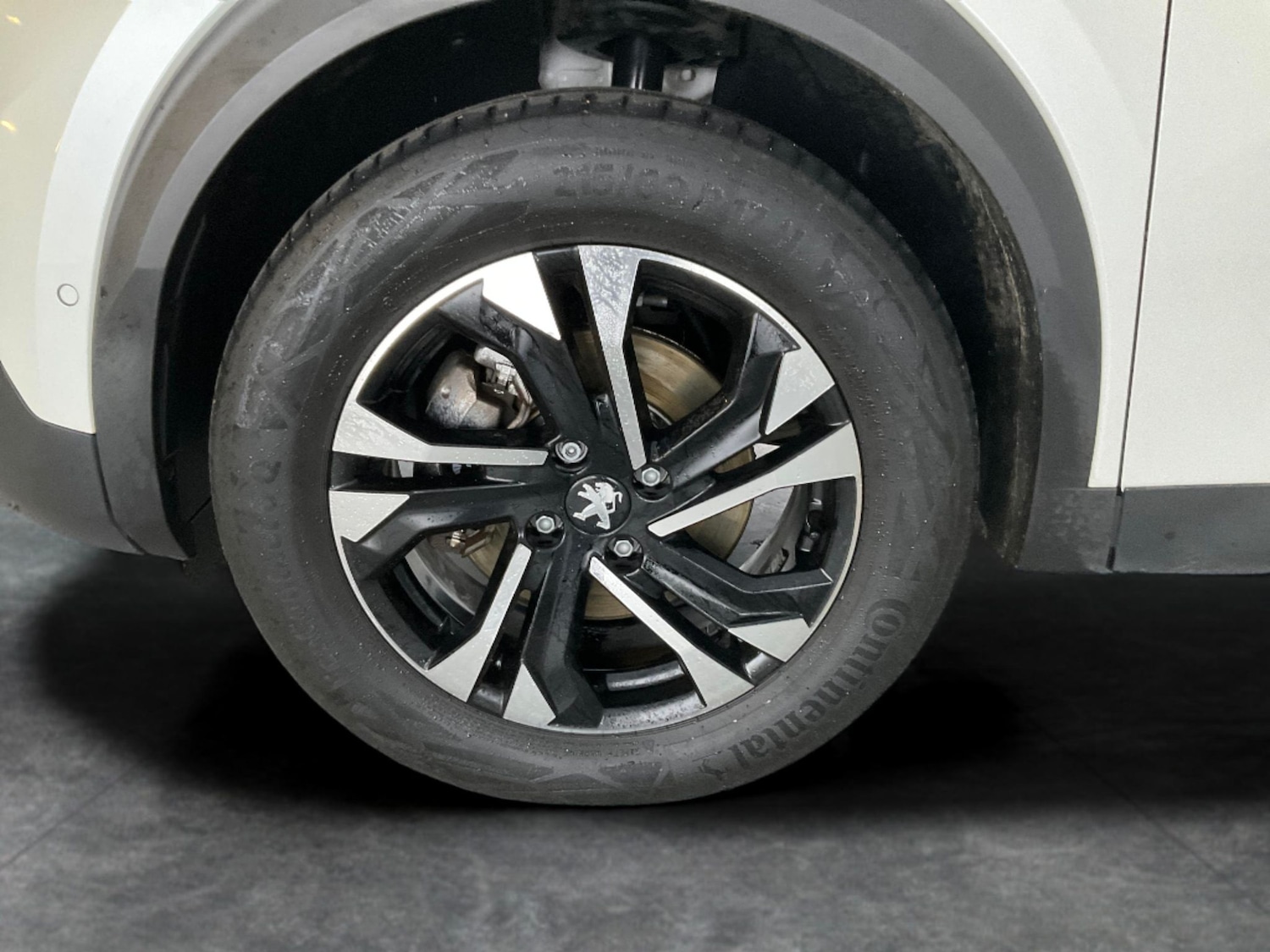 Used Peugeot 2008 2023 for sale - 76738468: Photo 30