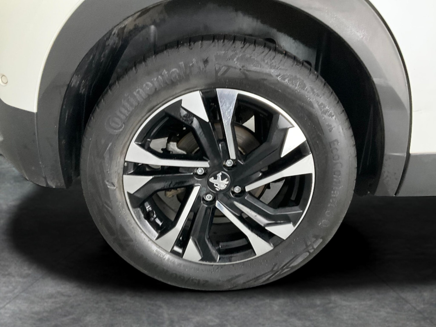 Used Peugeot 2008 2023 for sale - 76738468: Photo 32