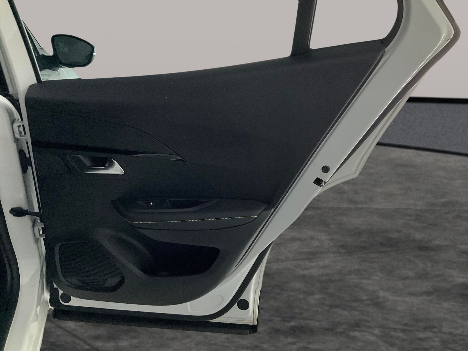 Used Peugeot 2008 2023 for sale - 76738468: Photo 37