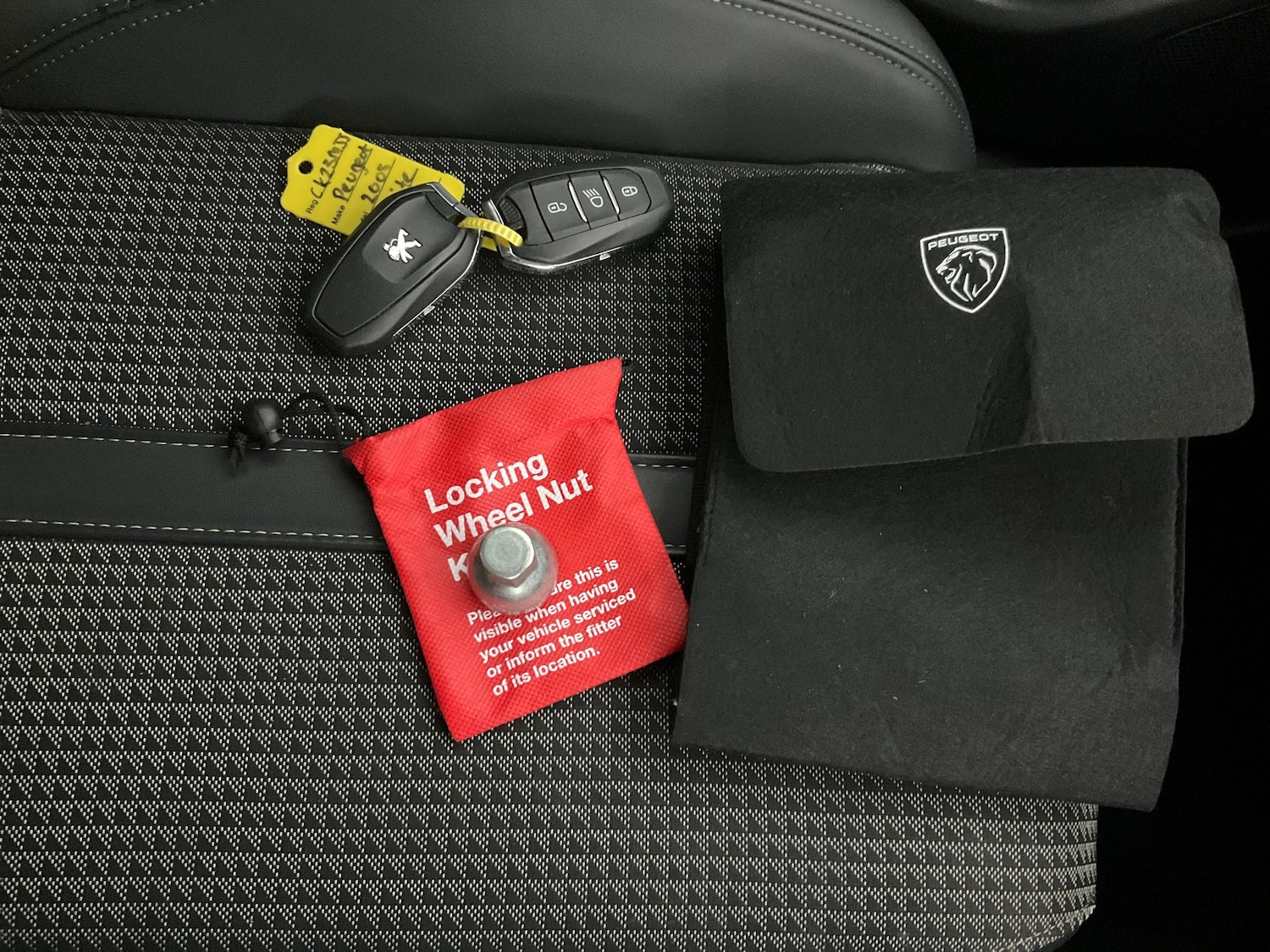 Used Peugeot 2008 2023 for sale - 76738468: Photo 38