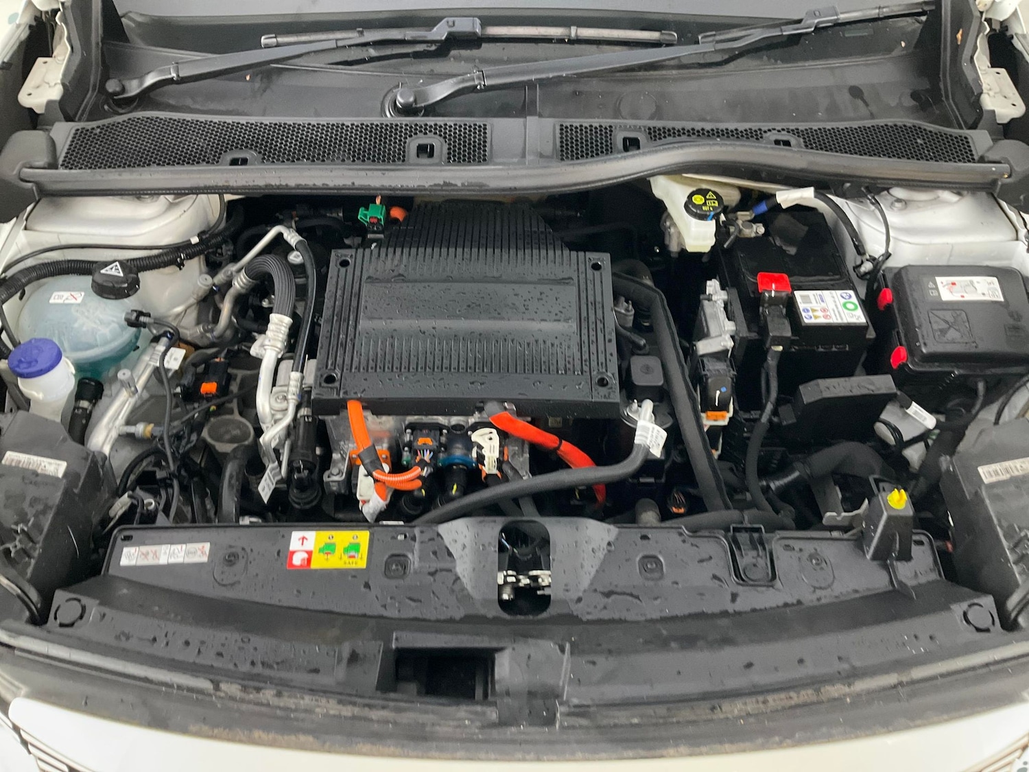 Used Peugeot 2008 2023 for sale - 76738468: Photo 41